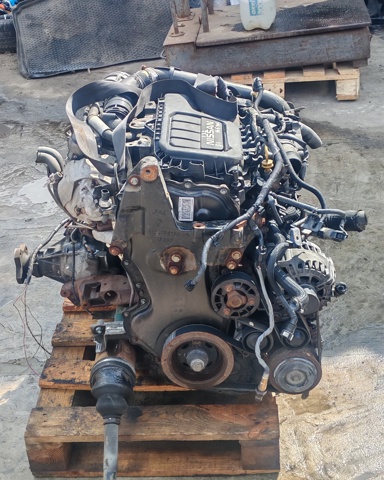 NISSAN R9M Двигатель в сборе в наличии Ирпень