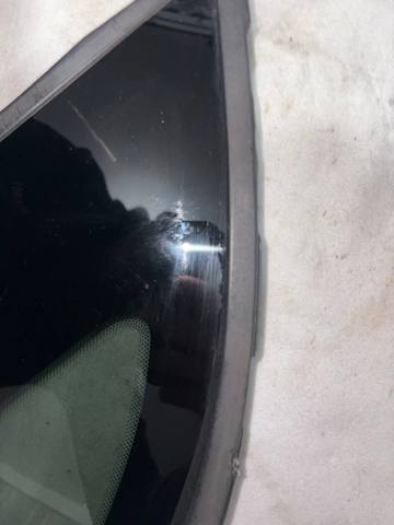 878101U000 HYUNDAI Стекло кузова (багажного отсека) левое купить в Киев