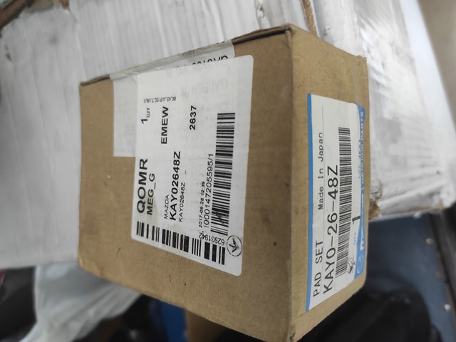 Задние дисковые колодки KAY02648Z MAZDA