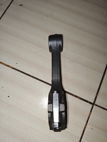 Шатун поршня двигателя MD050006 MITSUBISHI