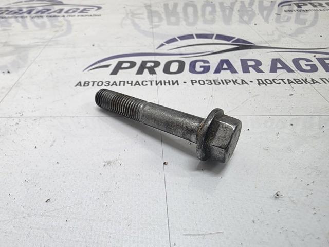 Болт переднего рычага 07119906489 BMW