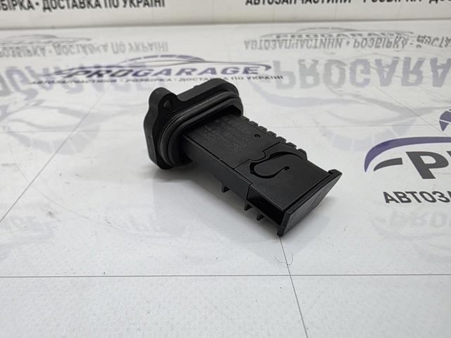 13628506408 Датчик потока (расхода) воздуха, расходомер M.A.F. - (Mass Airflow) купить Ирпень