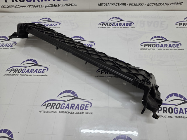 BMW 17117795909 Суппорт радиатора нижний (монтажная панель крепления фар) в наличии Черкассы
