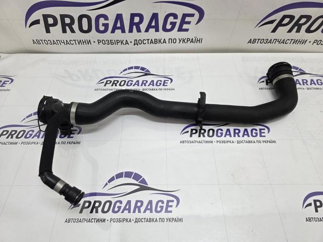Патрубок системы охлаждения 17127809818 BMW