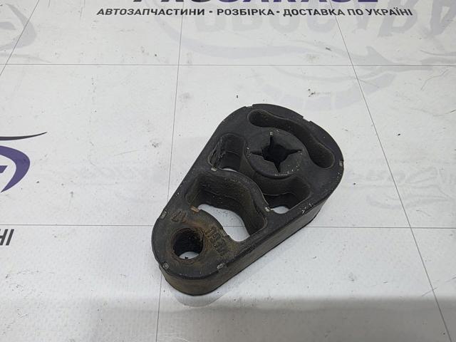 BMW 18207544809 Подушка крепления глушителя в наличии Черновцы