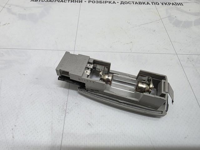 Плафон освещения кабины 1K0947109 VAG