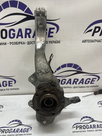 Цапфа передняя правая 31216773784 BMW