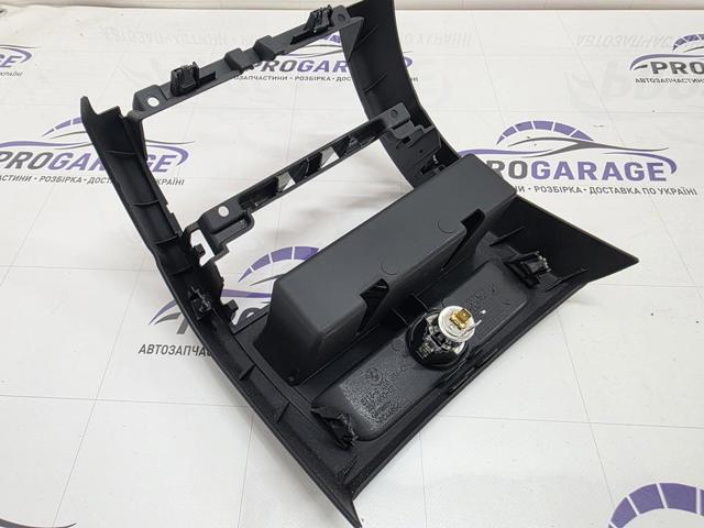 51169206781 BMW Накладка декоративная центральной консоли купить в Черкассы