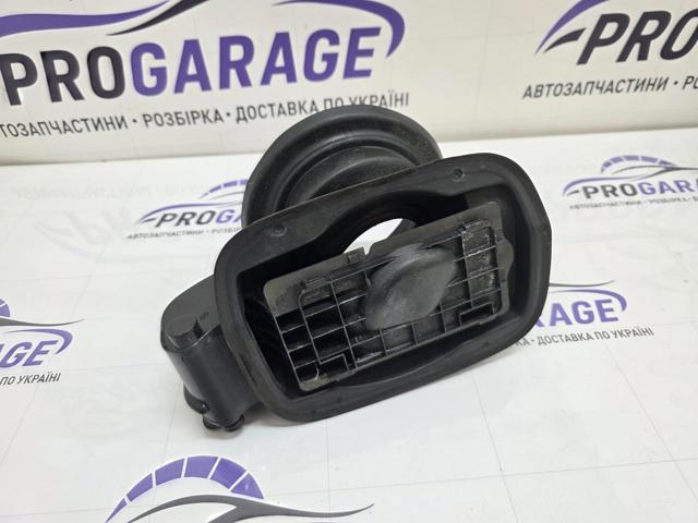 BMW 51177160631 Корпус заливной горловины топливного бака в наличии Украина