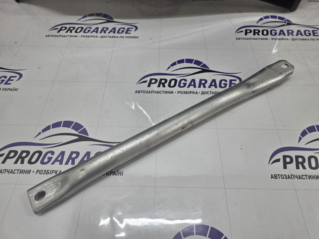 BMW 51717180315 Распорка передних стоек подвески левая в наличии Одесса