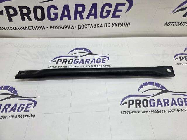 Распорка передних стоек подвески левая 51717180317 BMW