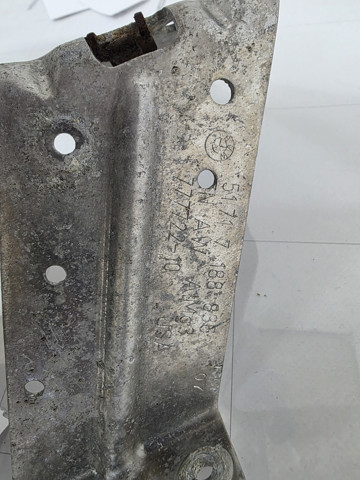 51717188836 BMW купить в Каменское