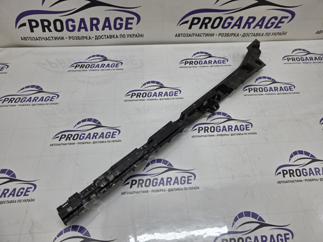 Кронштейн наружной накладки порога левой 51777204021 BMW