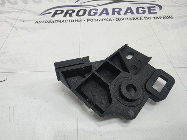 517823633B VAG Кронштейн ручки открывания капота купить в Ужгород