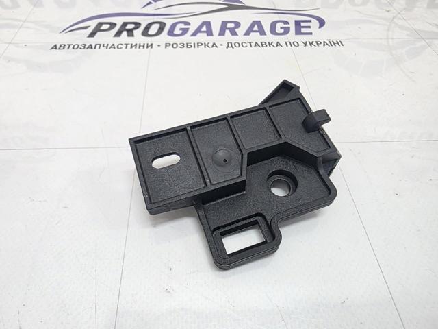Кронштейн ручки открывания капота 517823633B VAG