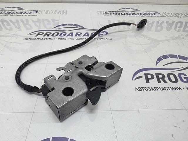 5G1823509C VAG Замок капота купить в Ровно