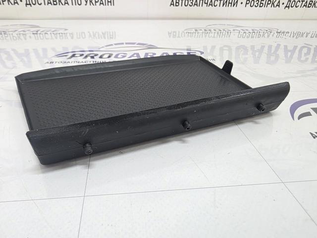 VAG 5NN863330 Пепельница центральной консоли в наличии Запорожье
