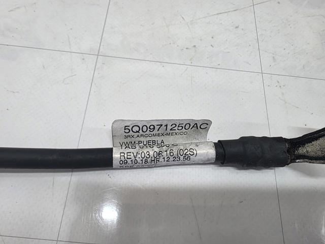 5Q0971250AC VAG купить в Кривой Рог