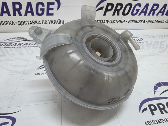 VAG 5QM121407C Бачок системы охлаждения в наличии Житомир
