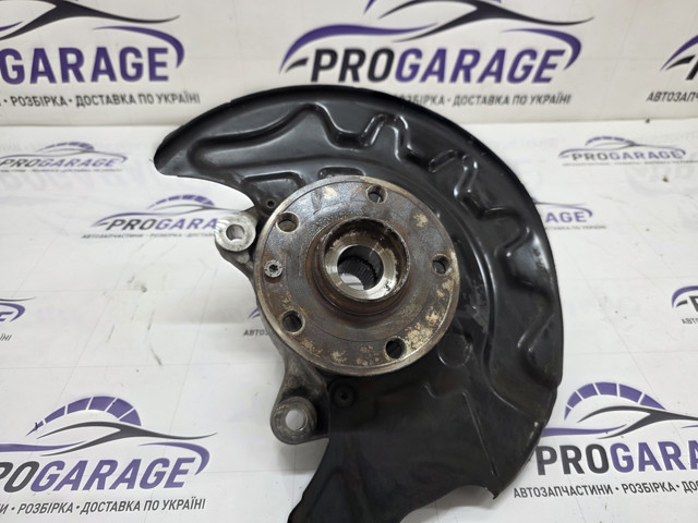 5QM407253 VAG Цапфа (поворотный кулак) передний левый купить в Черкассы