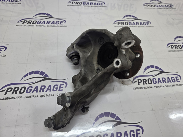 Цапфа поворотная левая 5QN505435 VAG