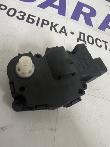 Мотор заслонки печки 8K0820511C VAG