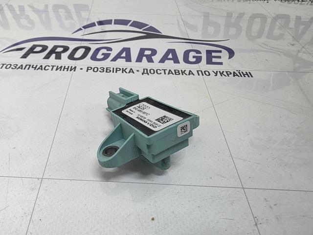 8K0955557C VAG Датчик удара купить в Черкассы