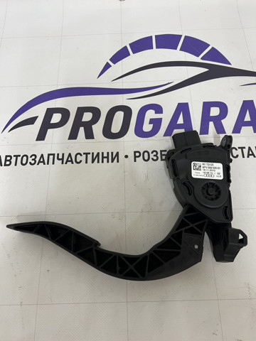 Педаль акселератора Audi A6 C7
