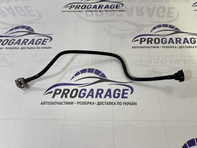 Шланг расширительного бачка, верхний 8R0121081M VAG