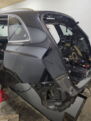 VAG 8R0809837 Боковина кузова левая в наличии Хмельницкий