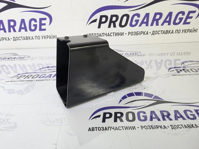 VAG 8R0813383 в наличии Черновцы