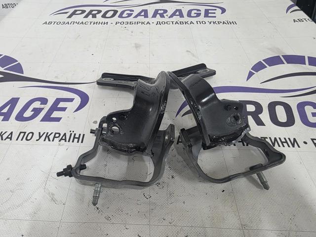 8R0827300A VAG Петля двери задней (багажной 3/5-й) купить в Житомир
