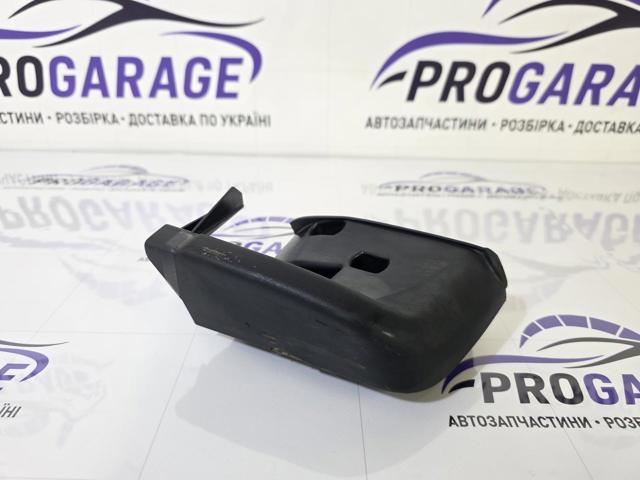 VAG 8R0857791 в наличии Ирпень
