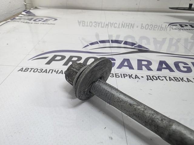 VAG WHT001761 Болт крепления заднего нижнего рычага в наличии Кривой Рог