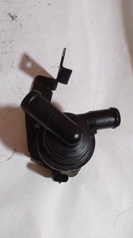 03L965561A VAG Дополнительная помпа купить в Чернигов