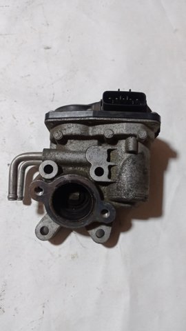 Клапан EGR системы рециркуляции отработавших газов Nissan Patrol