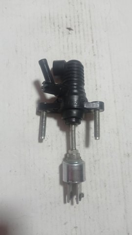 Главный цилиндр 3142042050 TOYOTA