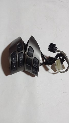 Блок кнопочных переключателей рулевого колеса 35880SEA003 HONDA