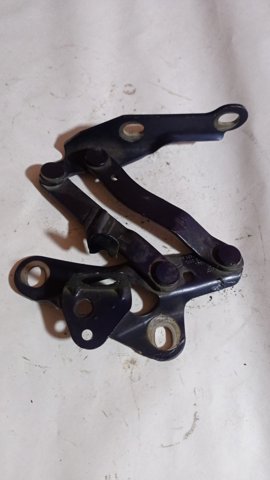 Завеса капота левая 7M0823301L VAG