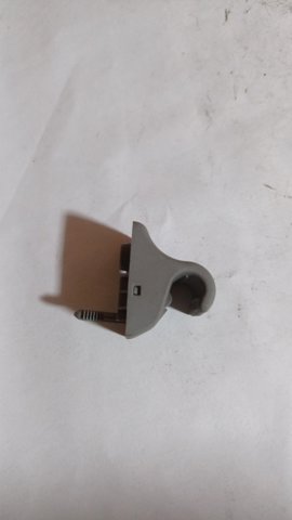 Фиксатор солнцезащитного козырька 852353K000J4 HYUNDAI