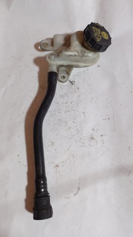 Бачек тормозной жидкости 8V512K478AE FORD
