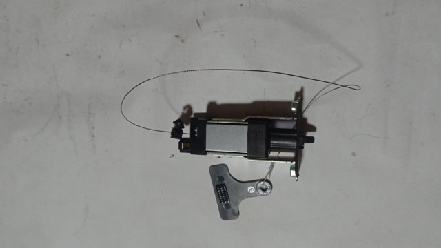 Мотор-привод открытия лючка бака 957202J000 HYUNDAI