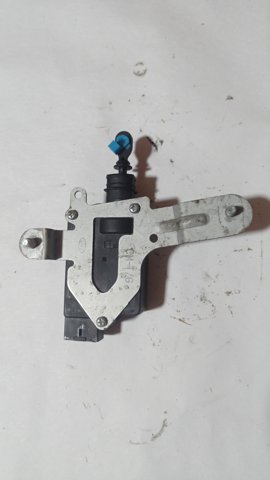Мотор открытия замка багажника 957502B000 HYUNDAI