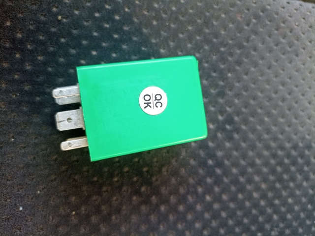 Реле управления стеклоочистителем 96596863 GM