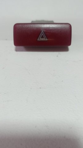 Кнопка включения аварийной сигнализации MR406456 MITSUBISHI