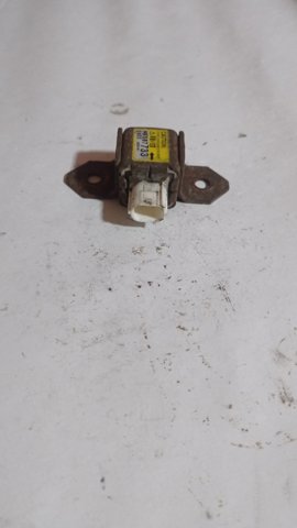 Датчик AIRBAG передний MR587733 MITSUBISHI