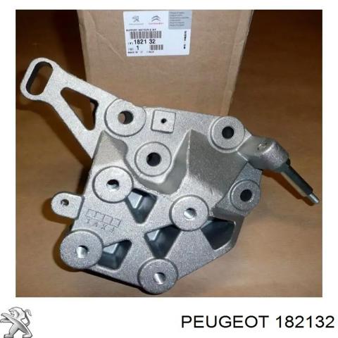 Кронштейн подушки (опоры) двигателя, правой 182132 PEUGEOT