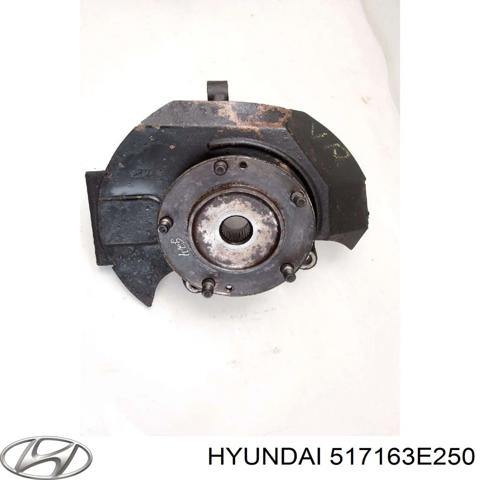 Цапфа поворотная правая 517163E250 HYUNDAI