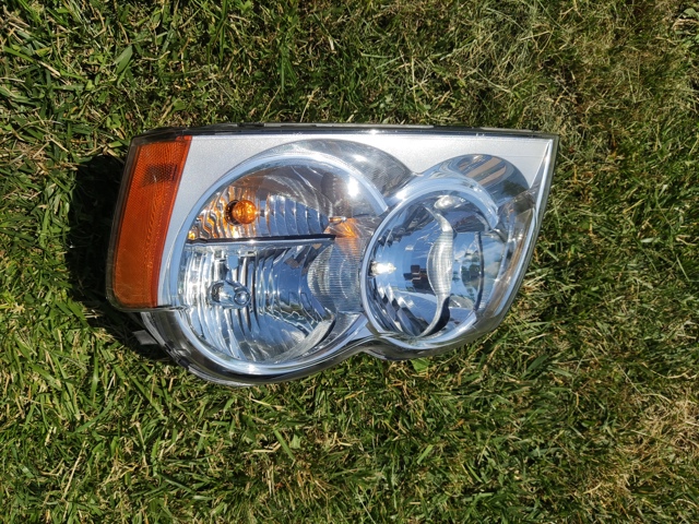 CHRYSLER 55156351AJ Фара левая в наличии Каменское