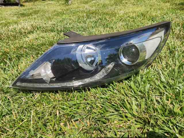 HYUNDAI 921013U250 Фара левая в наличии Ровно
